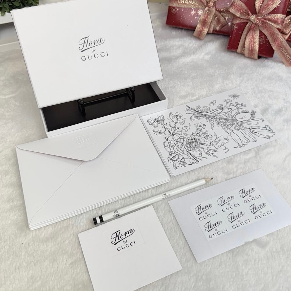 Gucci Flora note card and envelope gift set with pencil & stickers NEW - Picture 3 of 7